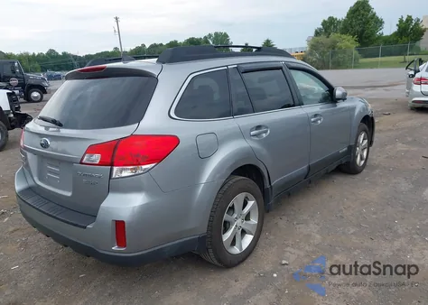 2011 Subaru Outback 3.6R Limited из США, поврежденный, VIN 4S4BRDLC8B2363127